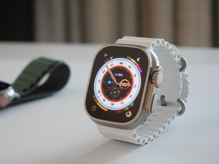 三款Apple Watch新品上手：Ultra值得更多关注